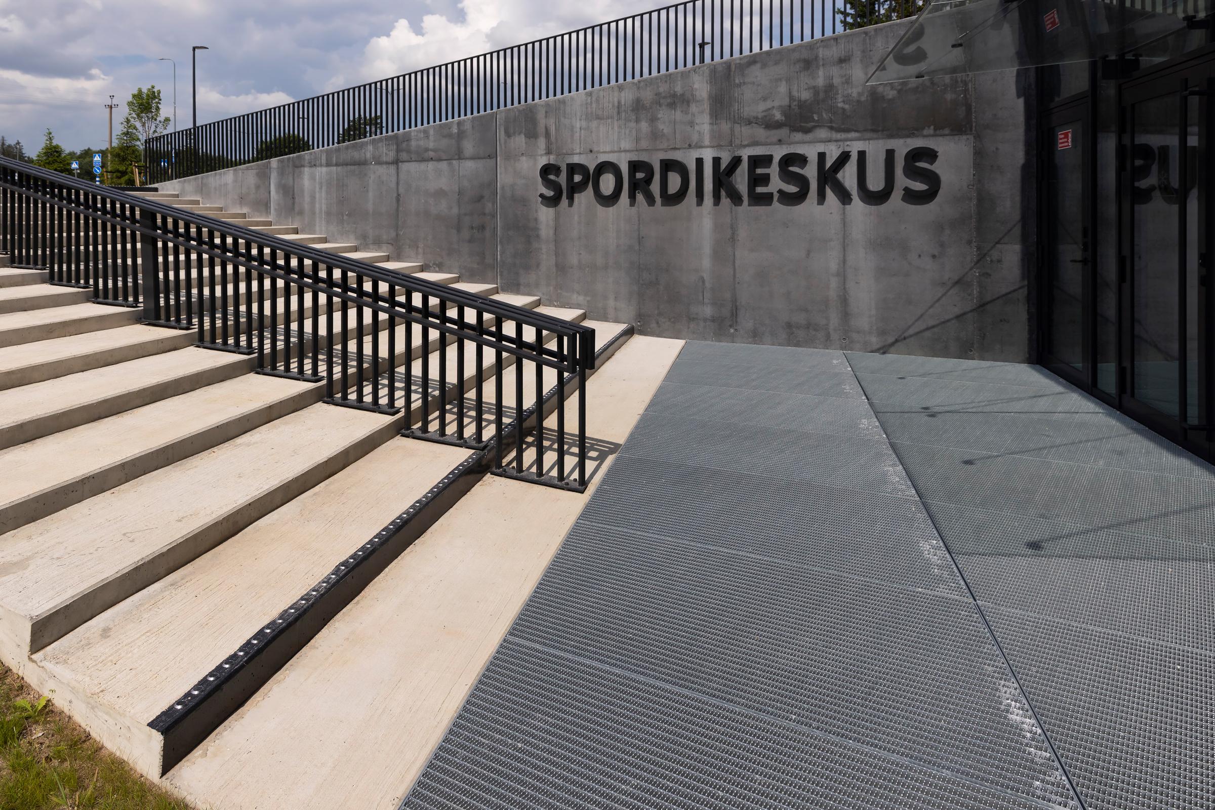 Saku põhikool ja spordikompleks