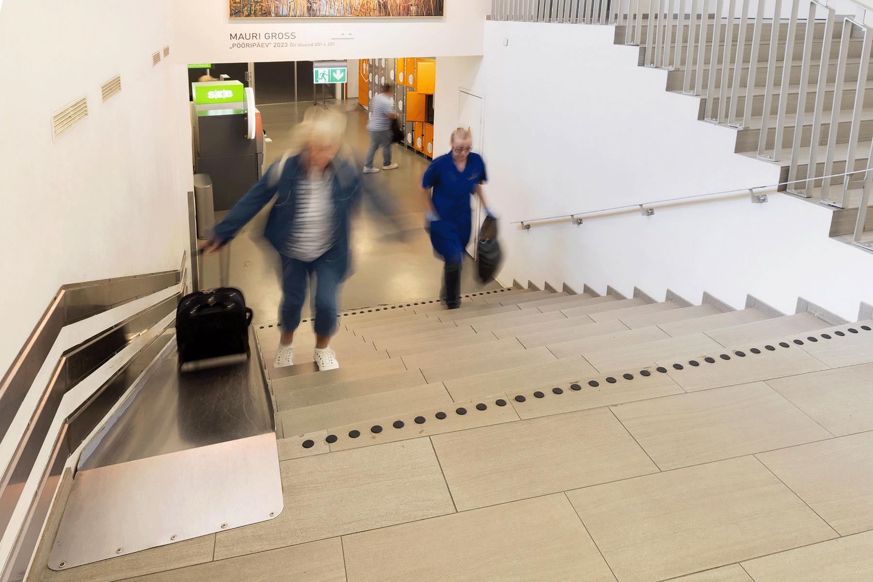 Tallinna bussijaama trepimärgistus